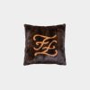 Fur Karligraphy 靠枕